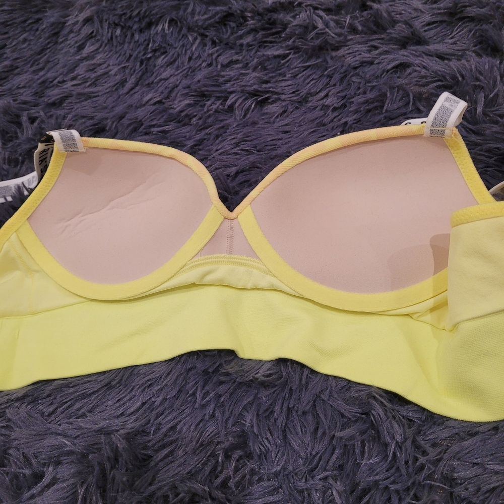 NWT Victoria's Secret Bra - Picture 4 of 6